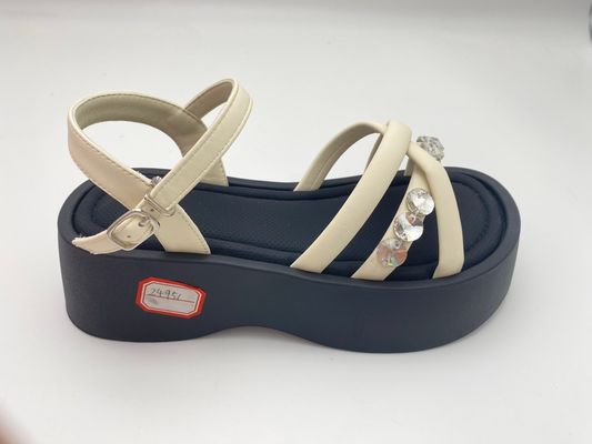 Kadınlar beyaz tabanlı sandal, saf renkli ve gerçek derili renkli renkli sandal